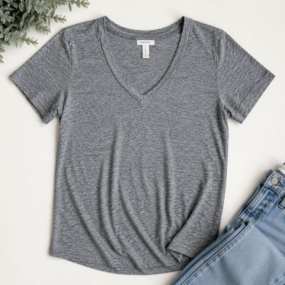 Forever 21 Womens Medium Gray V Neck T Shirt Heathered Lightweight Basic Tee